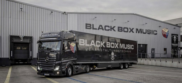 Mercedes-Benz Actros : „DosBros vamonos!“: ‭„‬The BossHoss‭“ gehen mit Mercedes-Benz Actros on tour