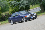 Blau wie der Himmel: 1992 Mercedes-Benz 190E 2.3 Azzurro: Seltenes Baby-Benz Sondermodell 
