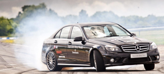 Mercedes-Benz AMG: neuer Weltrekord im Dauerdriften!: Mercedes Testfahrer Mauro Calo stellt mit einem C63 AMG neue Bestmarke auf
