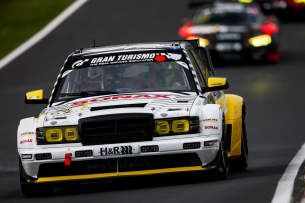 Baby-Benz mit Biss: Generalprobe beim 4-Sundenrennen am Nürburgring geglückt - teilweise!