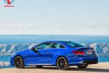 Mercedes von morgen: E 63 AMG Coupé: Mercedes von morgen: E 63 AMG Coupé
So könnte die AMG gepowerte Mittelklasse in Coupé-Form aussehen