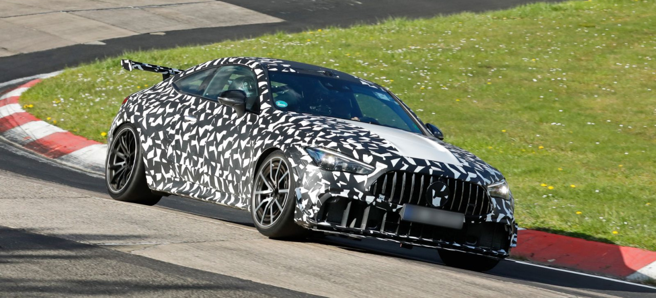 Mercedes-AMG Erlkönig erwischt: Aktuelle Bilder vom kommenden AMG CLE 63 Mythos Series