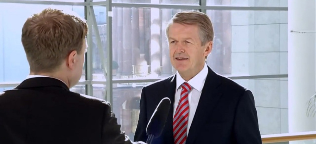 Video-Interview mit Daimler-Entwicklungsvorstand Prof. Weber: "Elektromobilität geht jetzt in Serie": Ausblick auf die Entwicklung der Elektromobilität bei Daimler
