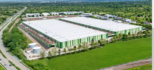 Eröffnung International Consolidation Center (ICC) für Mercedes-Benz: Neues Logistikzentrum mit 500 Arbeitsplätzen in Bischweier nahe Rastatt