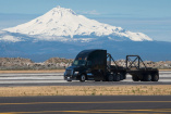 Daimler Trucks : Daimler Trucks North America eröffnet neues Testgelände in der Hochwüste von Oregon 