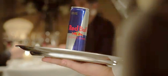 Mercedes TV-Spot zum Auftakt der F1-Saison 2011: Nico Rosberg, Michael Schumacher und Mika
Häkkinen zum Formel 1 Saisonstart in neuem TV-Spot