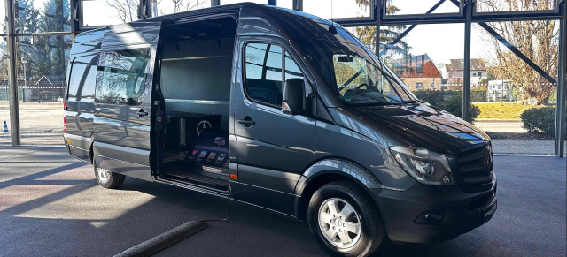 Mercedes-Benz Vans feiert 30 Jahre Sprinter: Der Sprinter hat Geburtstag