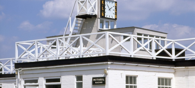 21. August: 125 Jahre Automobil beim Pebble Beach Concours dElegance: Mercedes-Benz präsentiert in der Ausstellung 125 Jahre Erfinder des Automobils herausragende Fahrzeuge 
