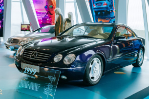 Premiere mit Stein und Staunen: Der Mercedes-Benz CL 600 vom Autosalon Genf 1999